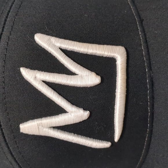 MAMMOTH MOUNTAIN Logo Snap  Hat Black on Black Adjustable - Picture 7 of 7